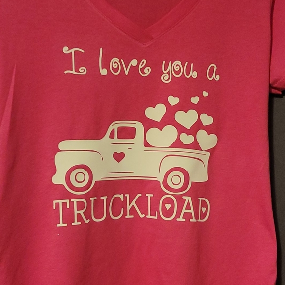 Tops - Valentine's Day v-neck tee